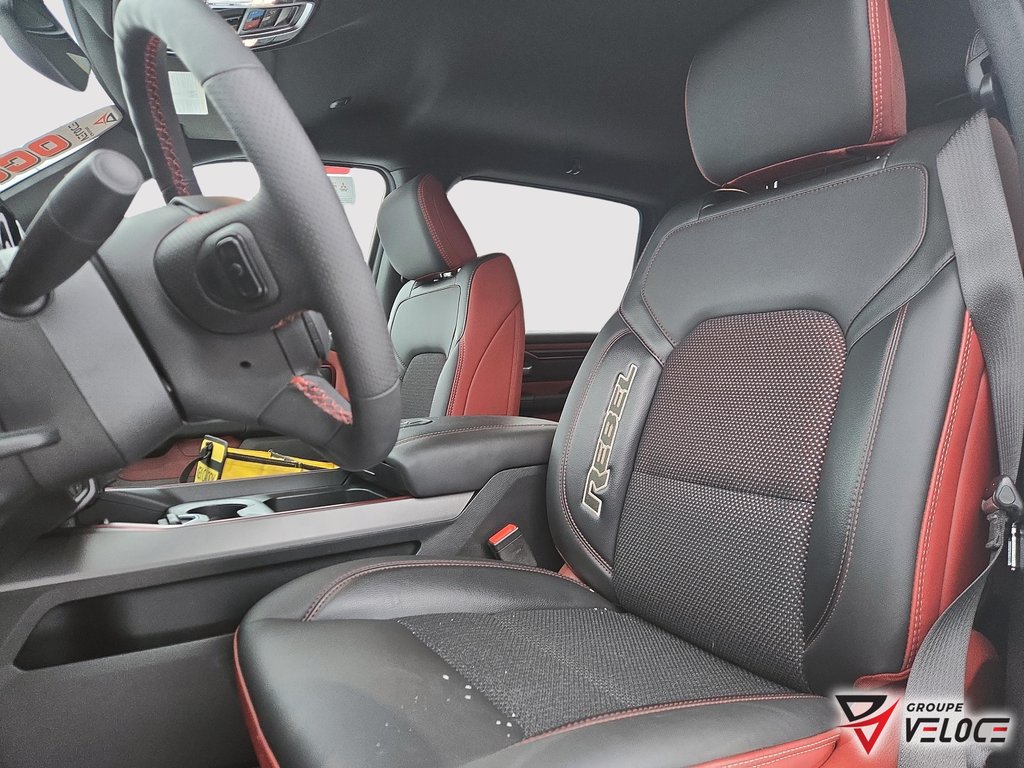 Ram 1500 *REBEL 6CYLINDRES GRAND ECRAN* 2025 à Rivière-du-Loup, Québec - 8 - w1024h768px