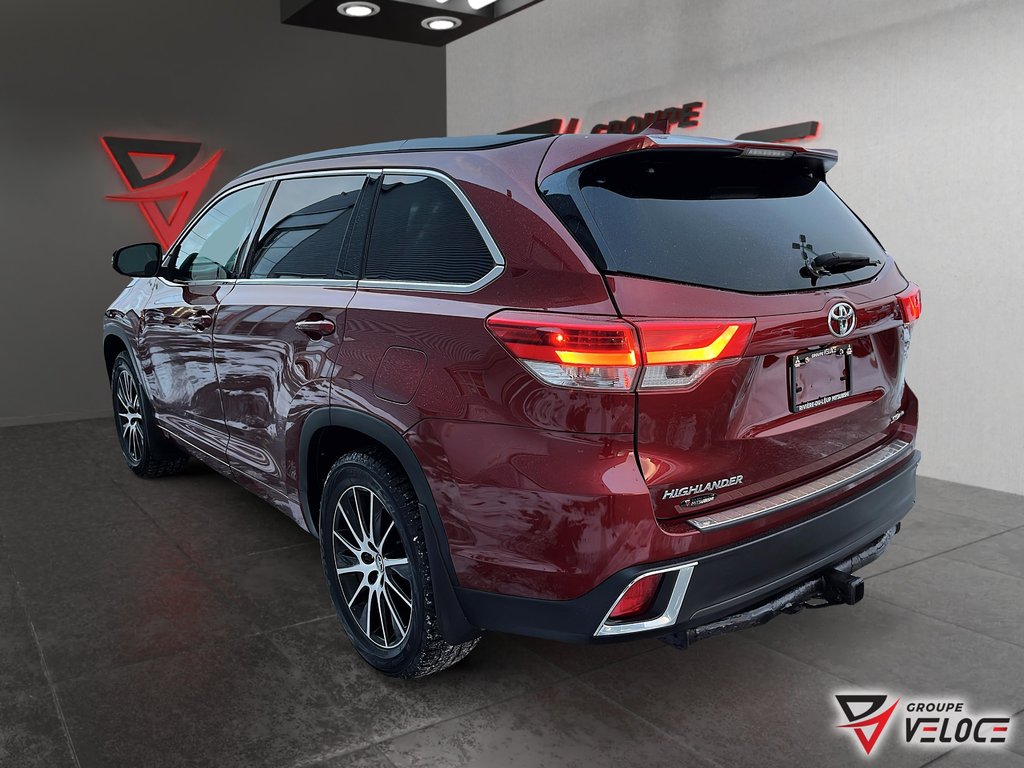 Toyota Highlander SE, CUIR, TOIT OUVRANT 2017 à Rivière-du-Loup, Québec - 4 - w1024h768px