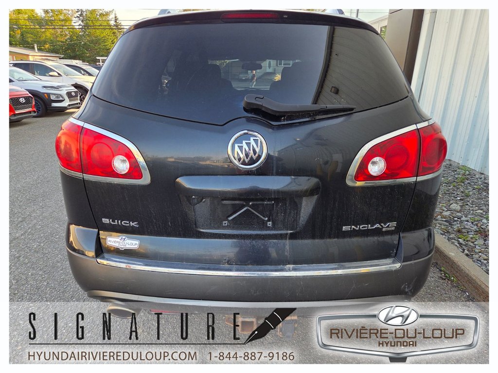 Buick Enclave BASE,AWD,7 PASSAGERS 2012 à Riviere-Du-Loup, Québec - 6 - w1024h768px