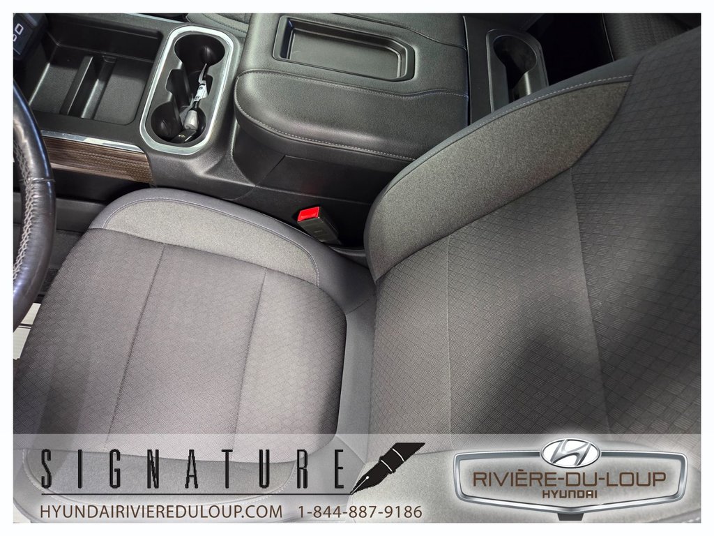 2019 Chevrolet Silverado 1500 RST,CREW CAB,4X4,V8 5.3 LITRES in Riviere-Du-Loup, Quebec - 21 - w1024h768px