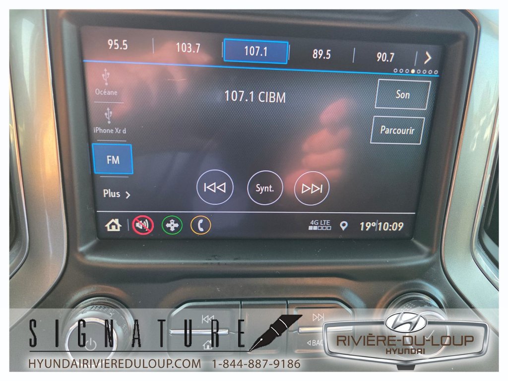 2019 Chevrolet Silverado 1500 RST,CREW CAB,4X4,V8 5.3 LITRES in Riviere-Du-Loup, Quebec - 24 - w1024h768px