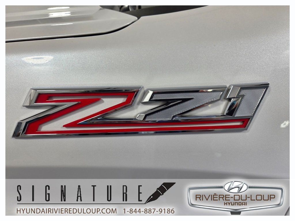 2019 Chevrolet Silverado 1500 RST,CREW CAB,4X4,V8 5.3 LITRES in Riviere-Du-Loup, Quebec - 9 - w1024h768px