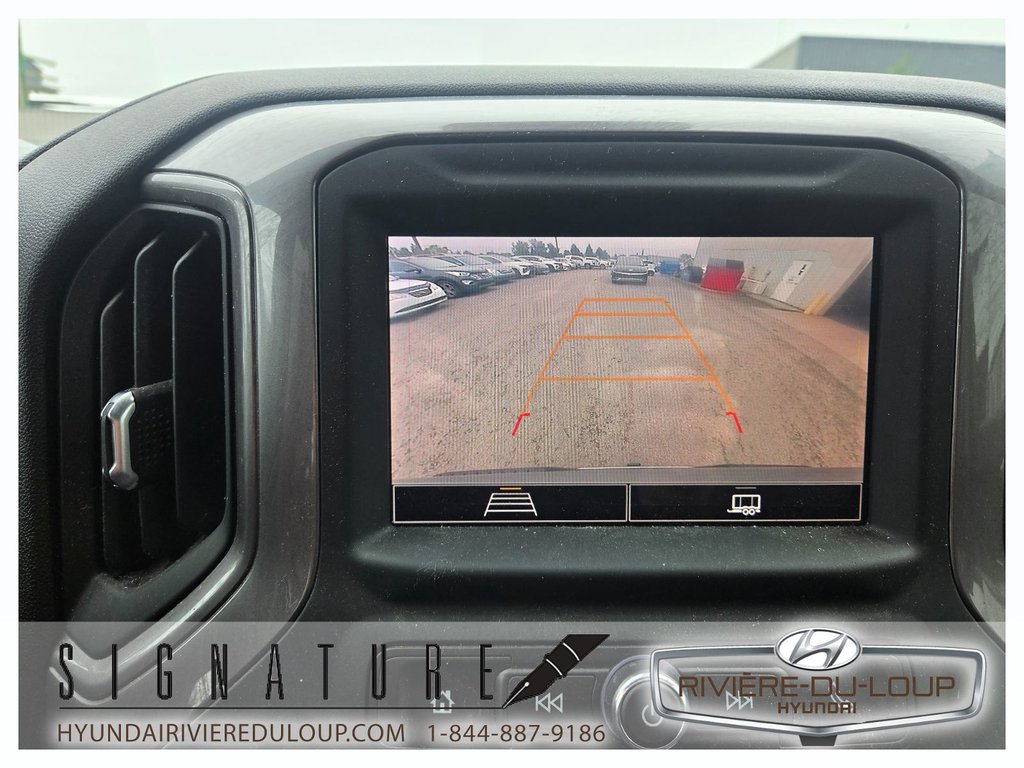 Chevrolet Silverado 1500 Custom/4X4/AC 2024 à Riviere-Du-Loup, Québec - 21 - w1024h768px