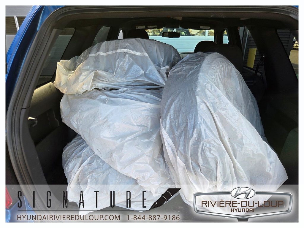 Ford Escape XLT,4x4 2012 à Riviere-Du-Loup, Québec - 22 - w1024h768px