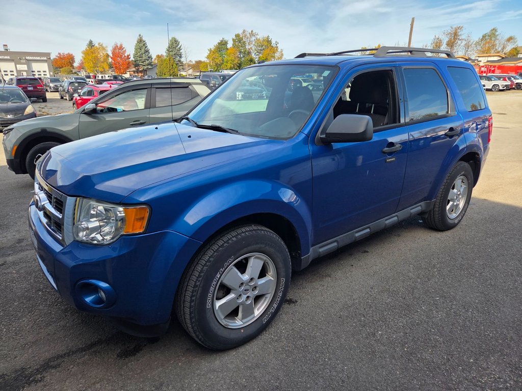 Ford Escape XLT,4x4 2012 à Riviere-Du-Loup, Québec - 2 - w1024h768px