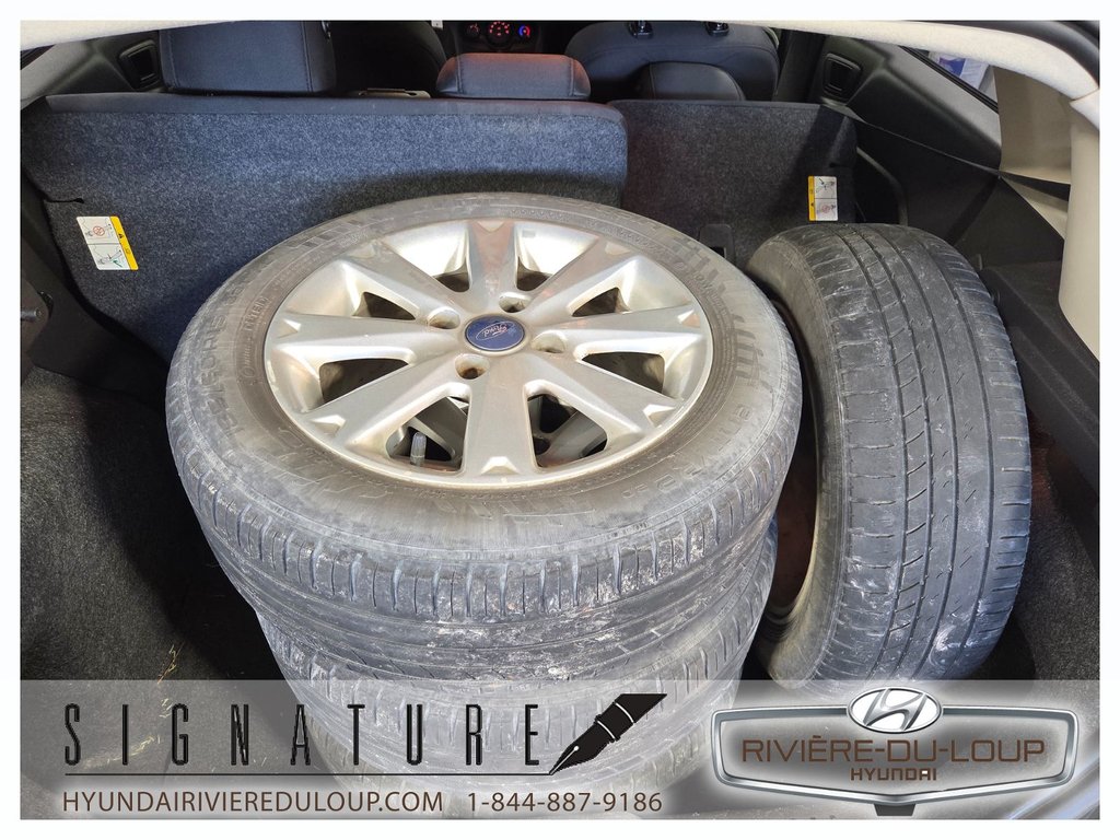2013 Ford Fiesta SE,AUTOMATIQUE in Riviere-Du-Loup, Quebec - 12 - w1024h768px
