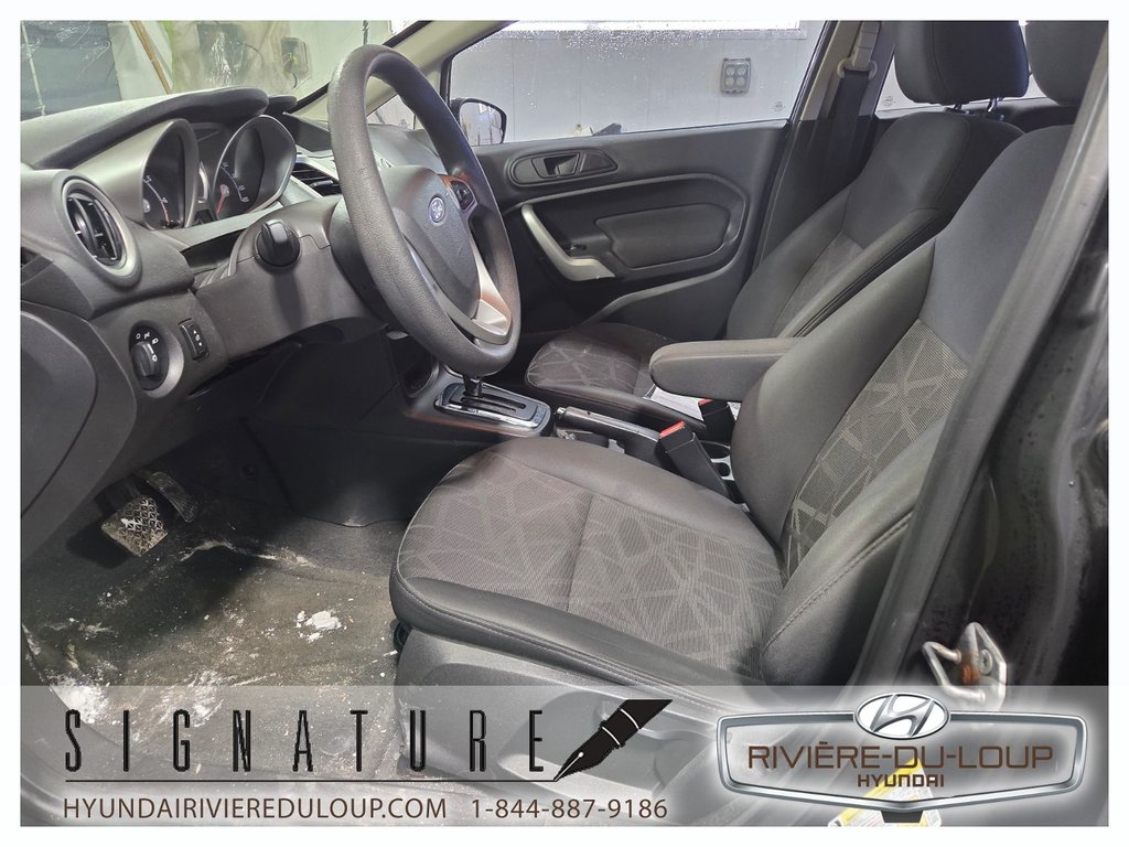 2013 Ford Fiesta SE,AUTOMATIQUE in Riviere-Du-Loup, Quebec - 13 - w1024h768px