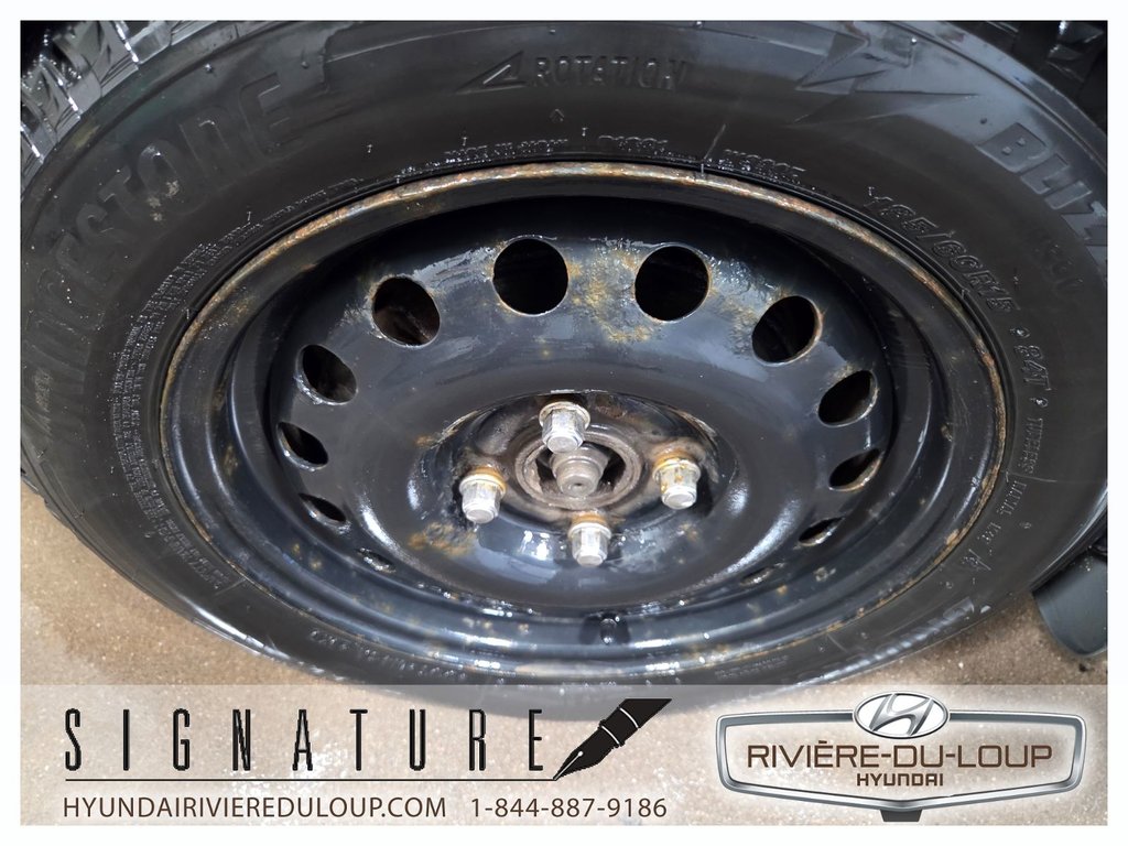 2013 Ford Fiesta SE,AUTOMATIQUE in Riviere-Du-Loup, Quebec - 24 - w1024h768px