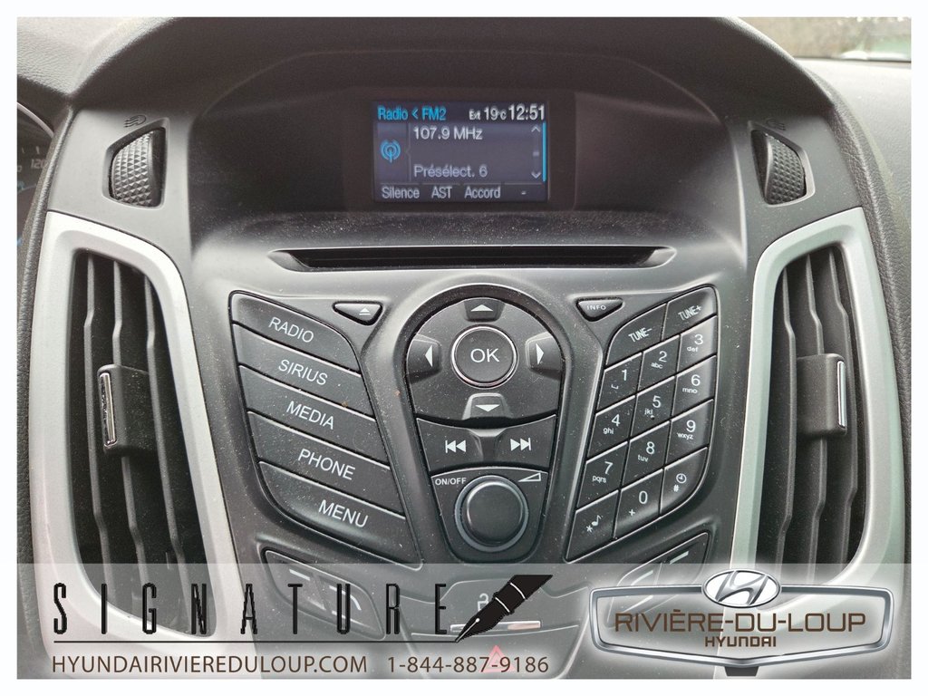 2013 Ford Focus SE in Riviere-Du-Loup, Quebec - 19 - w1024h768px