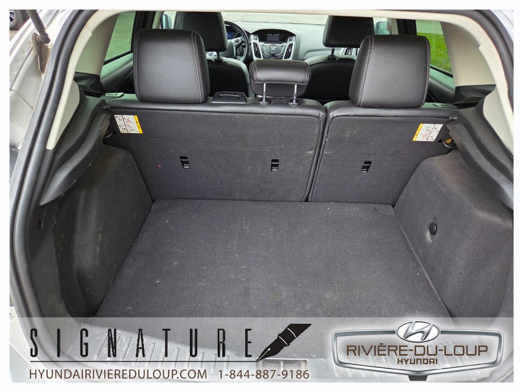 2013 Ford Focus SE in Riviere-Du-Loup, Quebec - 8 - w1024h768px