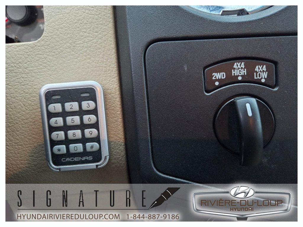 Ford Super Duty F-350 DRW XLT,6X6,8 CYL,6.4 DIESEL 2008 à Riviere-Du-Loup, Québec - 16 - w1024h768px