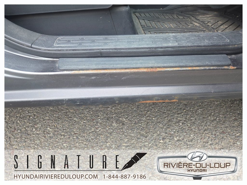 Honda Ridgeline EX-L / AWD/ AC 2009 à Riviere-Du-Loup, Québec - 17 - w1024h768px