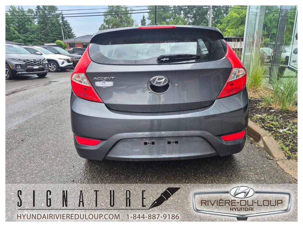2012 Hyundai Accent L, AUTOMATIQUE in Riviere-Du-Loup, Quebec - 5 - w1024h768px