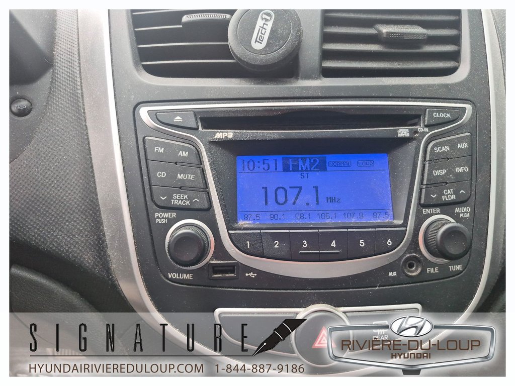 2012 Hyundai Accent L, AUTOMATIQUE in Riviere-Du-Loup, Quebec - 12 - w1024h768px
