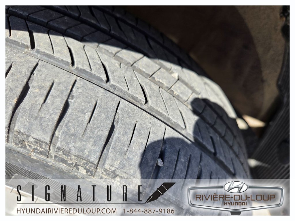 2013 Hyundai Accent L,AUTOMATIQUE in Riviere-Du-Loup, Quebec - 20 - w1024h768px