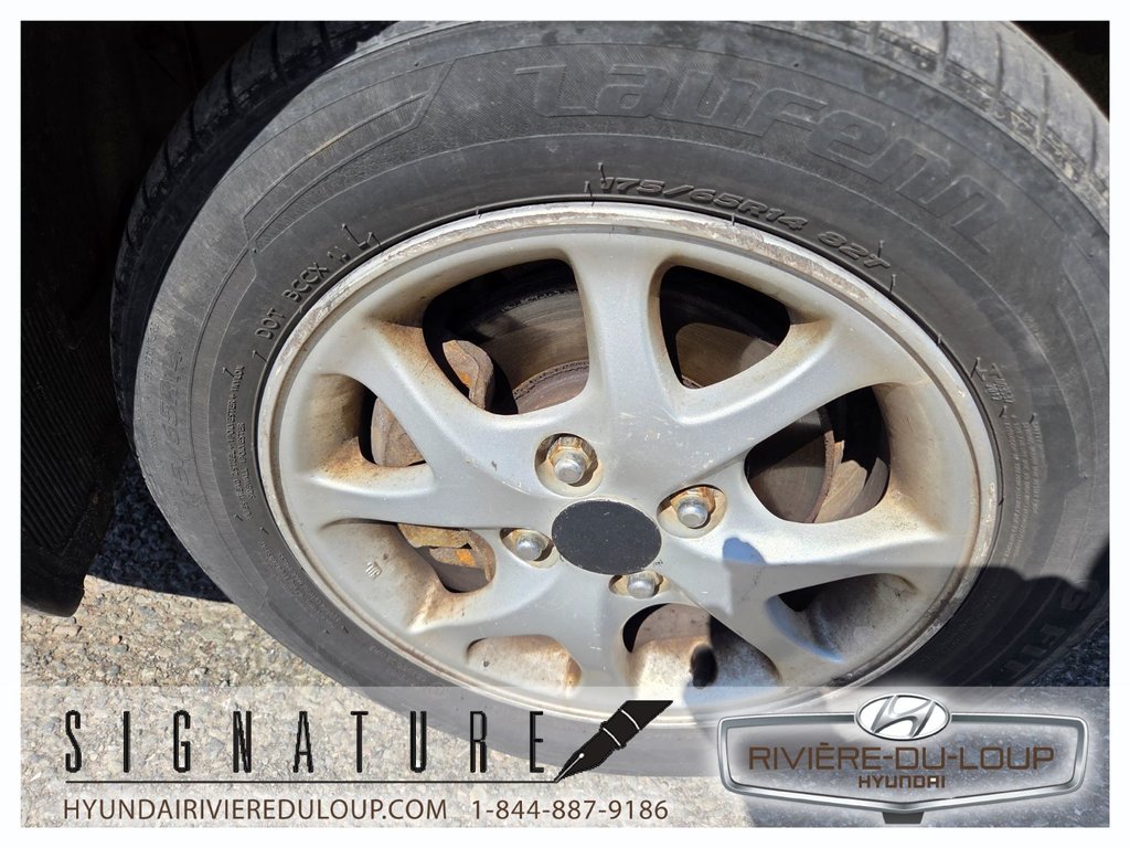 2013 Hyundai Accent L,AUTOMATIQUE in Riviere-Du-Loup, Quebec - 19 - w1024h768px