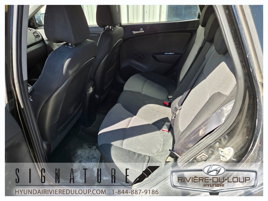 2013 Hyundai Accent L,AUTOMATIQUE in Riviere-Du-Loup, Quebec - 9 - w1024h768px