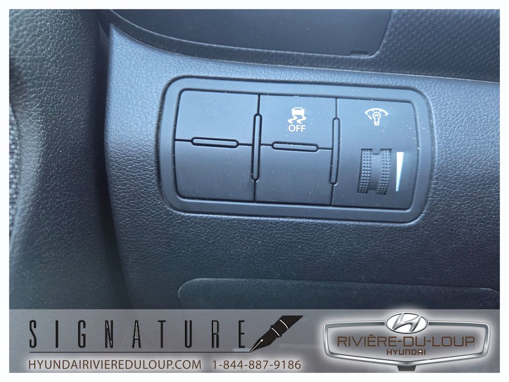 2013 Hyundai Accent GL,SIEGE CHAUFFANT  A/C in Riviere-Du-Loup, Quebec - 15 - w1024h768px