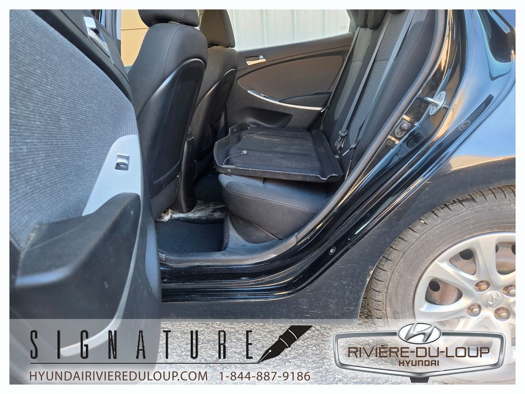 2013 Hyundai Accent GL,SIEGE CHAUFFANT  A/C in Riviere-Du-Loup, Quebec - 9 - w1024h768px