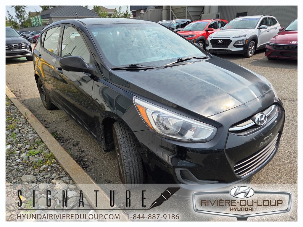 Hyundai Accent L ,MANUEL 2016 à Riviere-Du-Loup, Québec - 4 - w1024h768px