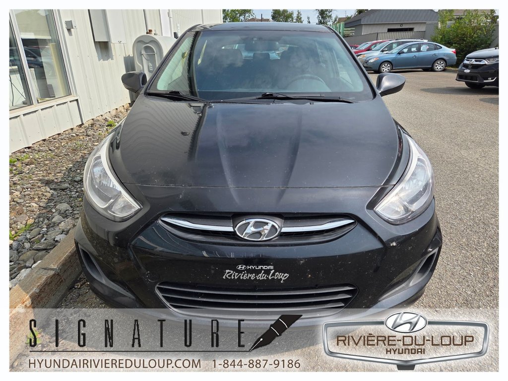 Hyundai Accent L ,MANUEL 2016 à Riviere-Du-Loup, Québec - 3 - w1024h768px