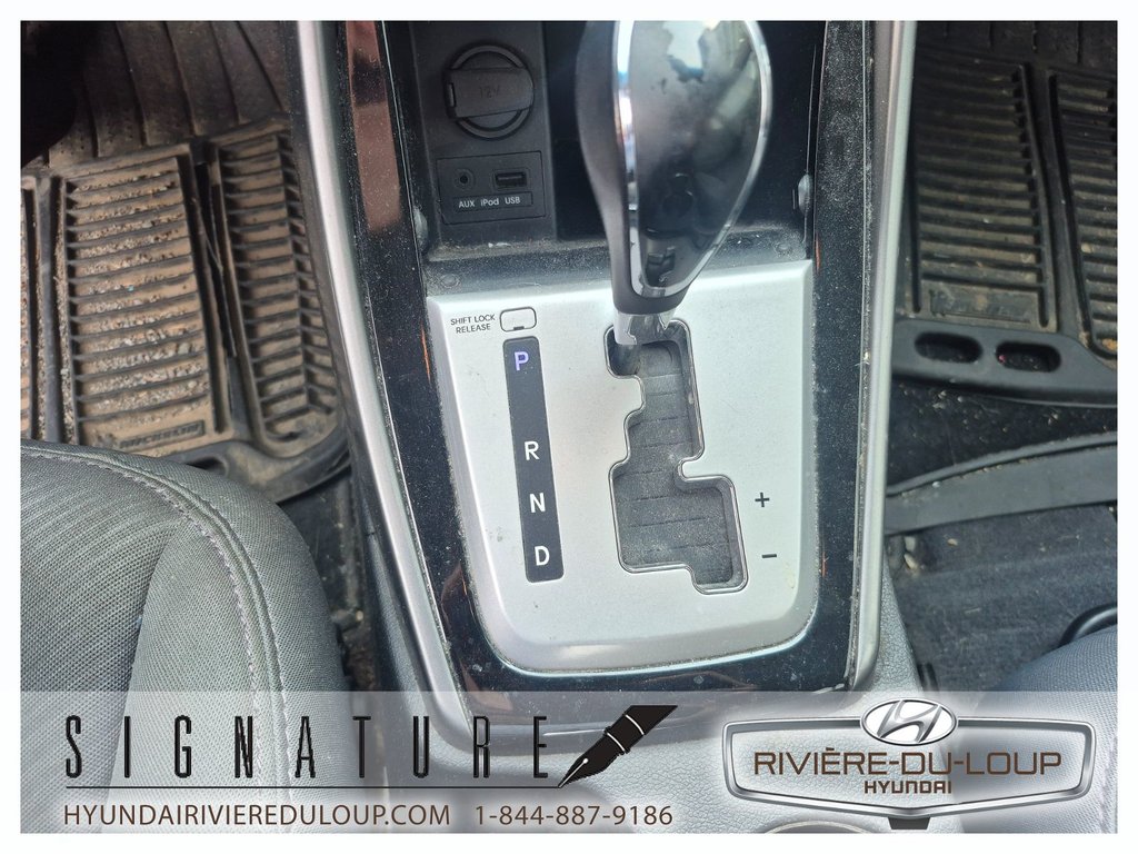 2011 Hyundai Elantra GLS,AC in Riviere-Du-Loup, Quebec - 13 - w1024h768px