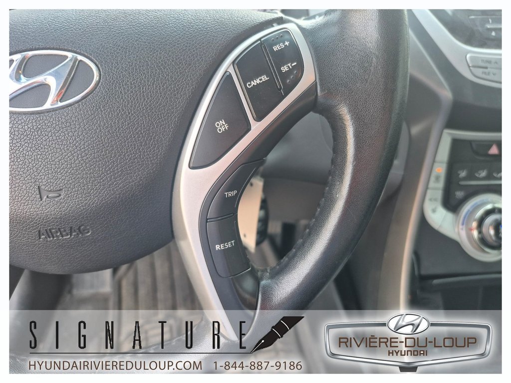 2011 Hyundai Elantra GLS,AC in Riviere-Du-Loup, Quebec - 15 - w1024h768px