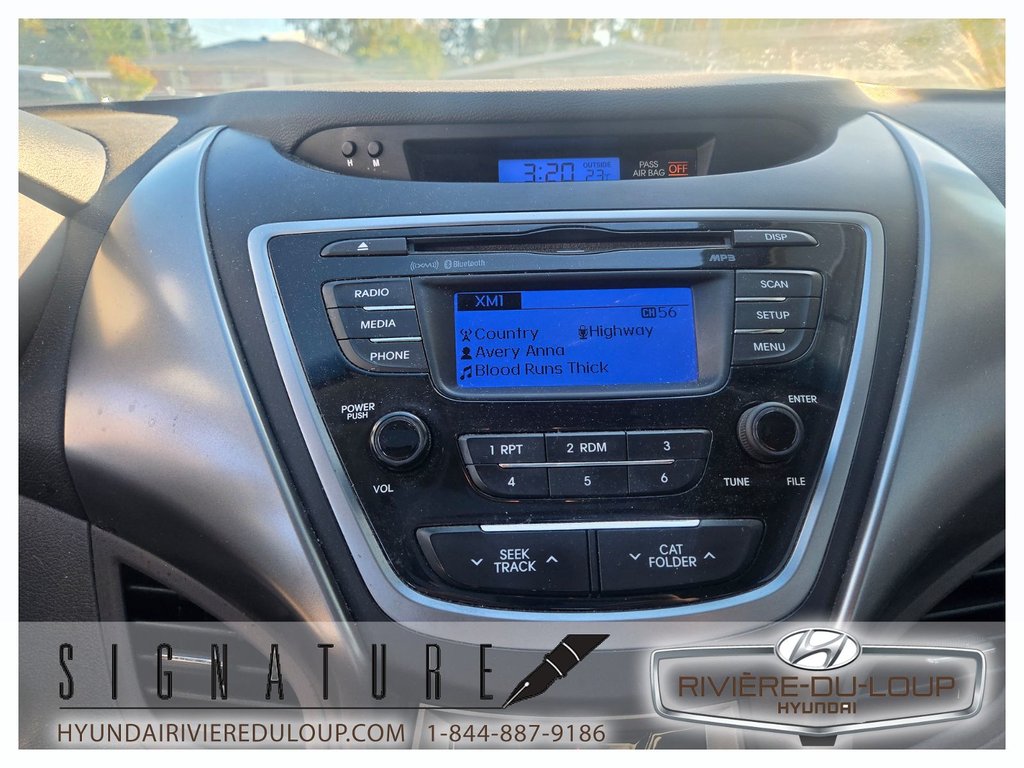 Hyundai Elantra GLS,CRUISE,TOÎT OUVRANT 2013 à Riviere-Du-Loup, Québec - 12 - w1024h768px
