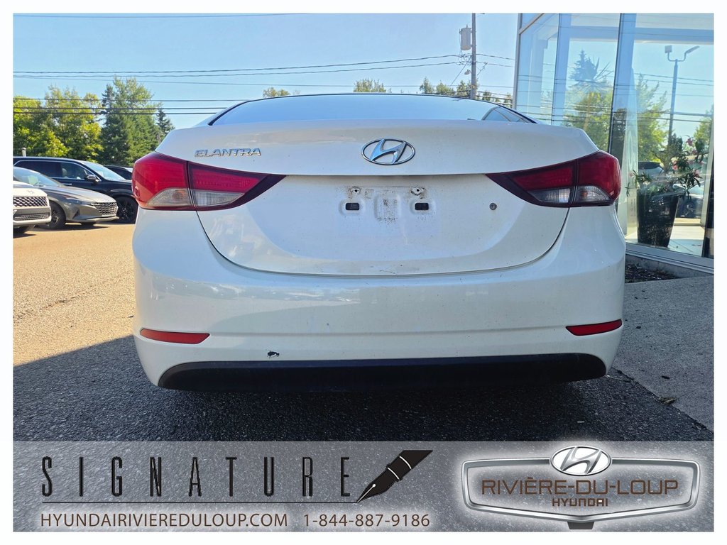 Hyundai Elantra L,MANUELLE 2014 à Riviere-Du-Loup, Québec - 5 - w1024h768px