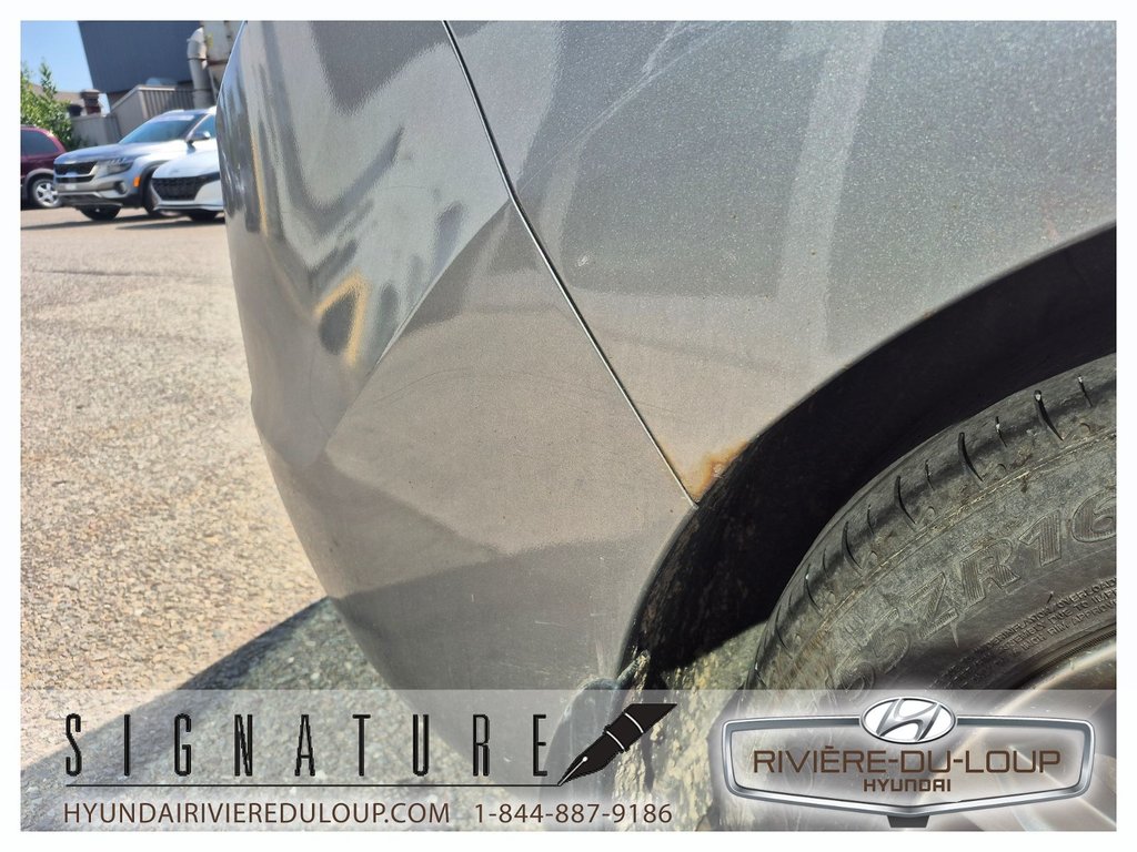 2016 Hyundai Elantra Sport Appearance in Riviere-Du-Loup, Quebec - 10 - w1024h768px