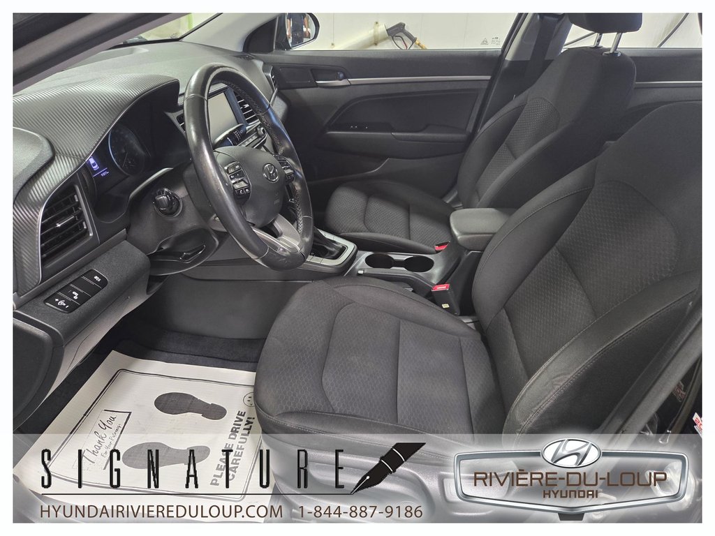 Hyundai Elantra PREFERRED,SIEGES CHAUFFANT 2020 à Riviere-Du-Loup, Québec - 10 - w1024h768px