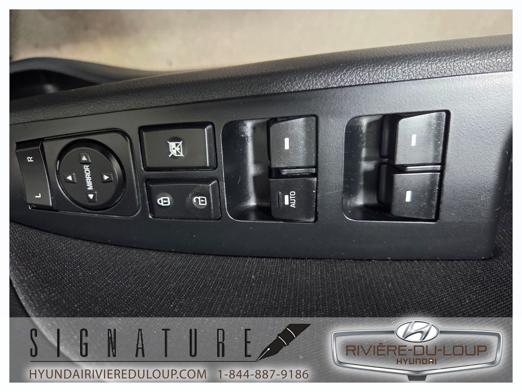 Hyundai Elantra PREFERRED,SIEGES CHAUFFANT 2020 à Riviere-Du-Loup, Québec - 22 - w1024h768px