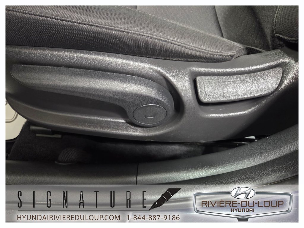 Hyundai Elantra Preferred w/Sun & Safety Package 2020 à Riviere-Du-Loup, Québec - 14 - w1024h768px