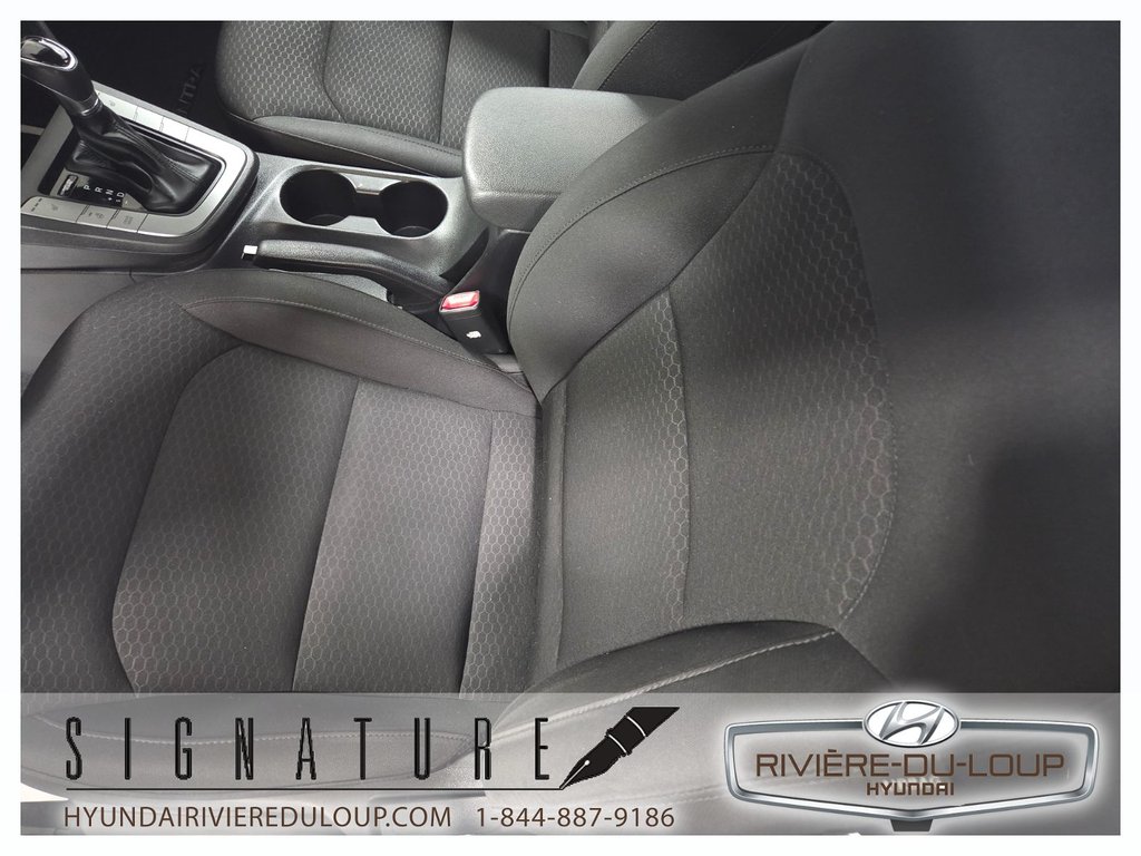 Hyundai Elantra Preferred w/Sun & Safety Package 2020 à Riviere-Du-Loup, Québec - 15 - w1024h768px