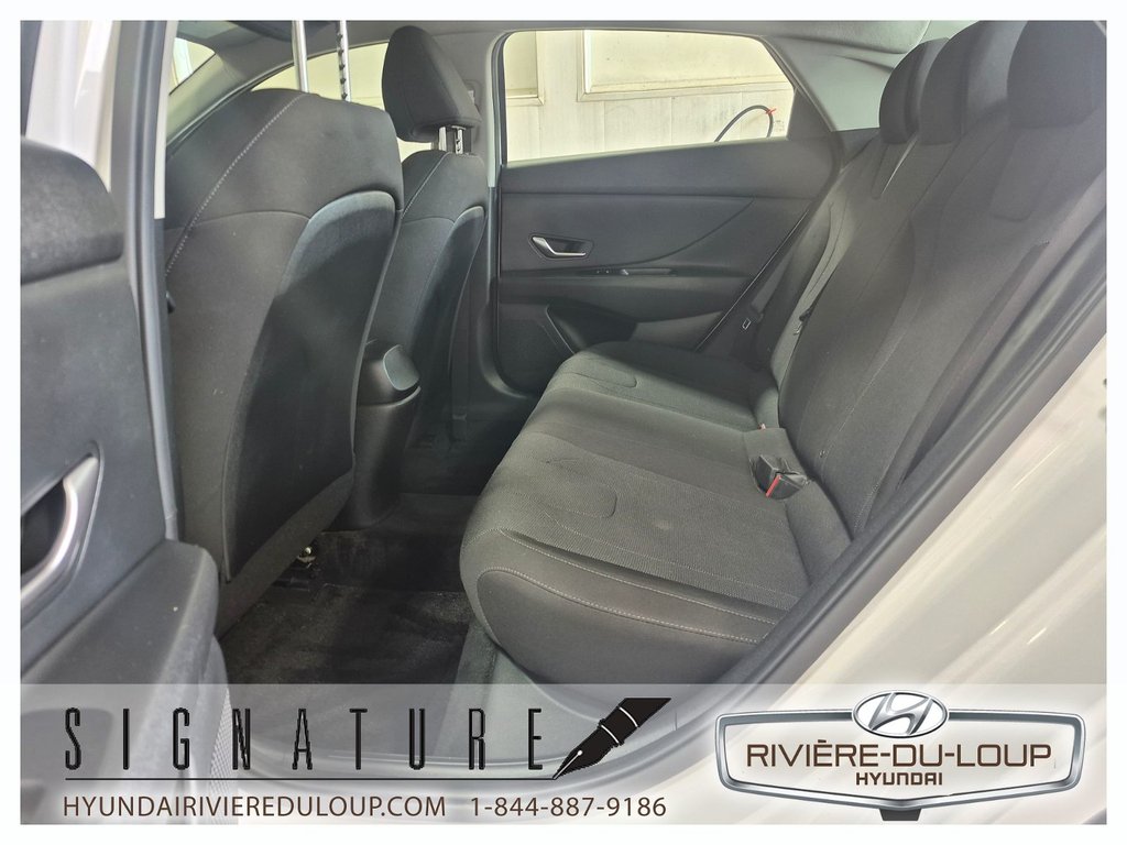 2021 Hyundai Elantra Essential,CRUISE,A/C,CAMERA RECUL in Riviere-Du-Loup, Quebec - 9 - w1024h768px