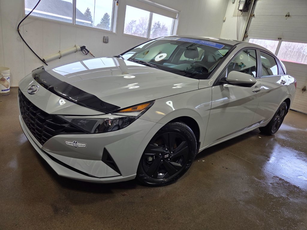 Hyundai Elantra PREFERRED,A/C,CRUISE,SIEGES CHAUFFANT 2022 à Riviere-Du-Loup, Québec - 2 - w1024h768px
