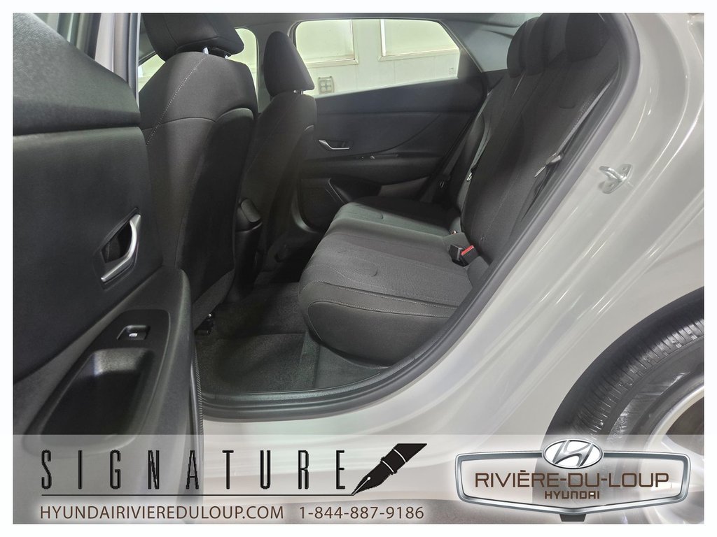 Hyundai Elantra Essential,CRUISE,A/C,CAMERA RECUL 2022 à Riviere-Du-Loup, Québec - 8 - w1024h768px