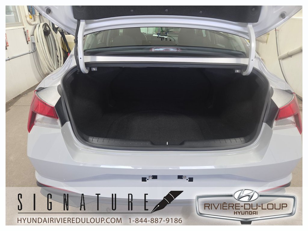 Hyundai Elantra Essential,CRUISE,A/C,CAMERA RECUL 2022 à Riviere-Du-Loup, Québec - 7 - w1024h768px