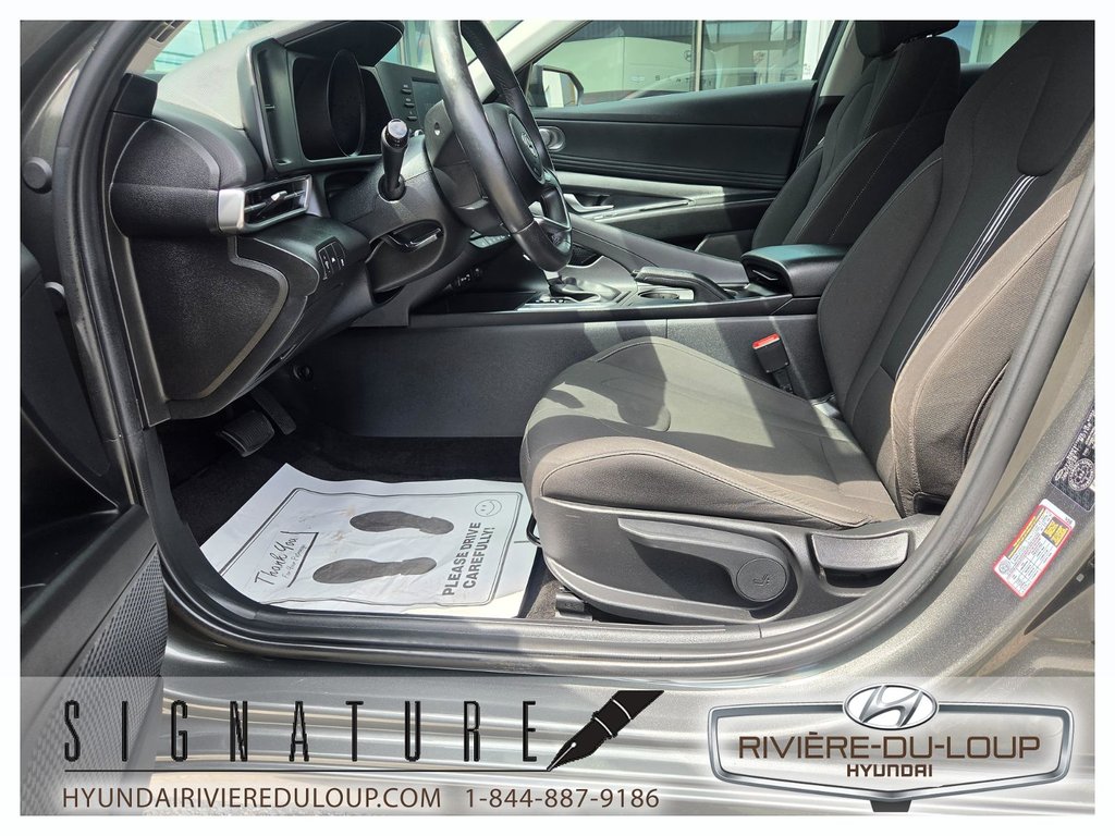 Hyundai Elantra Preferred 2023 à Riviere-Du-Loup, Québec - 11 - w1024h768px