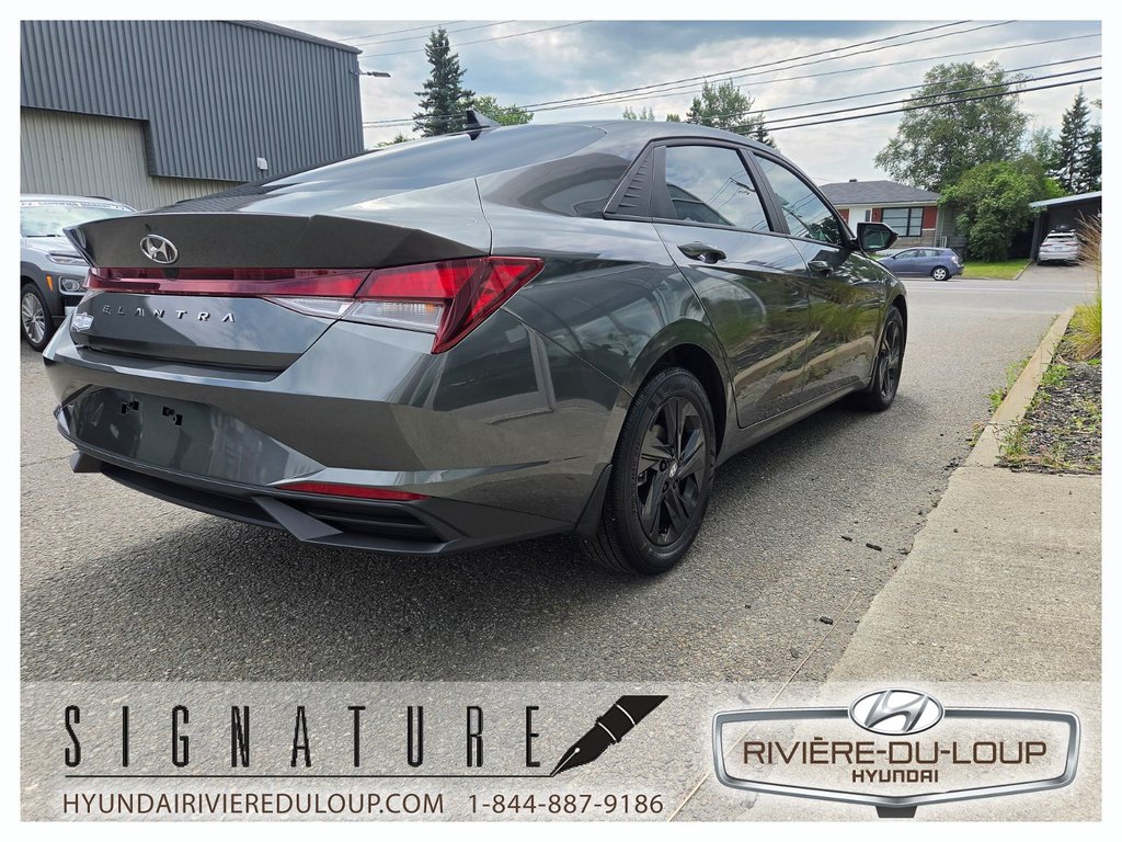 Hyundai Elantra Preferred 2023 à Riviere-Du-Loup, Québec - 5 - w1024h768px