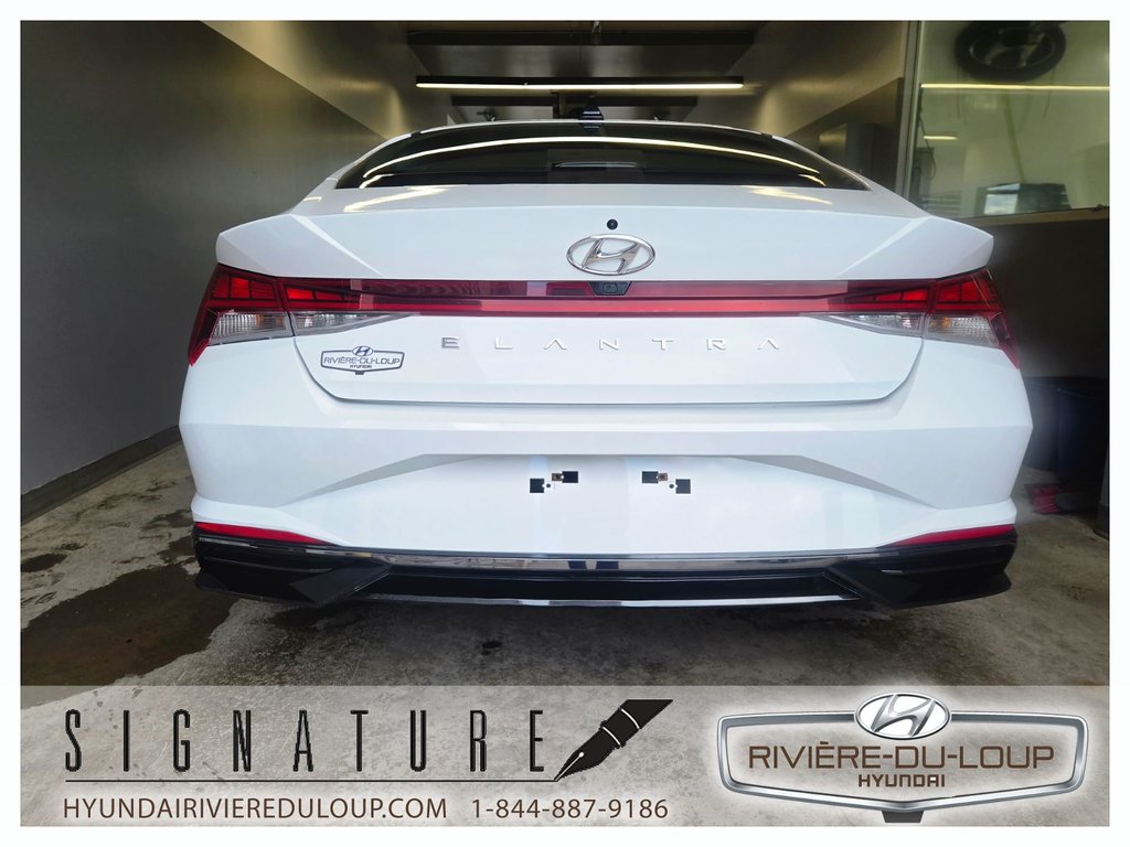 2023 Hyundai Elantra LUXURY,MAGS,TOIT,CUIR in Riviere-Du-Loup, Quebec - 7 - w1024h768px