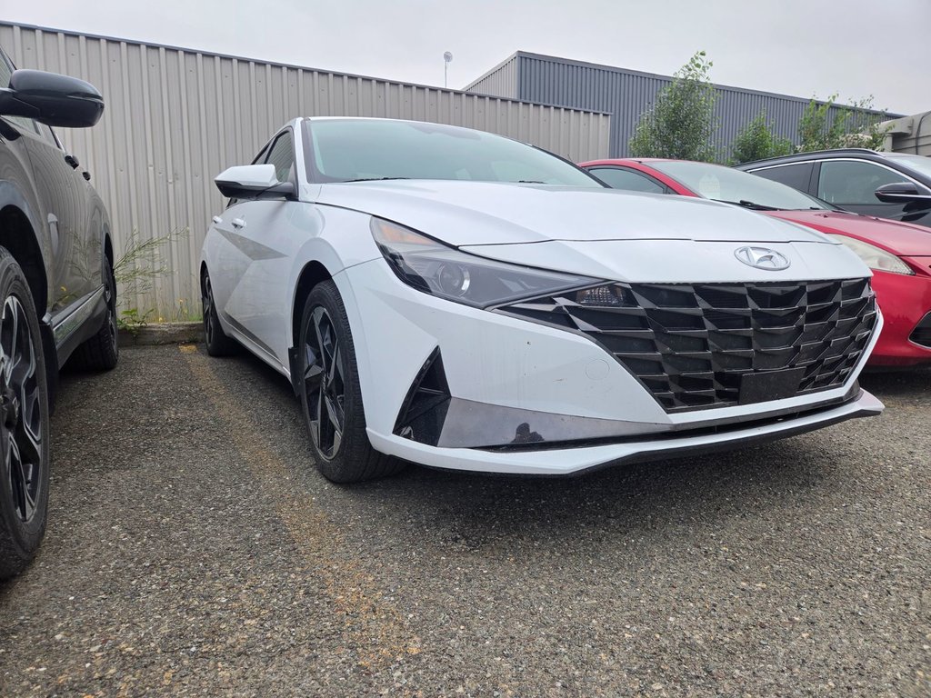 2023 Hyundai Elantra LUXURY,MAGS,TOIT,CUIR in Riviere-Du-Loup, Quebec - 2 - w1024h768px