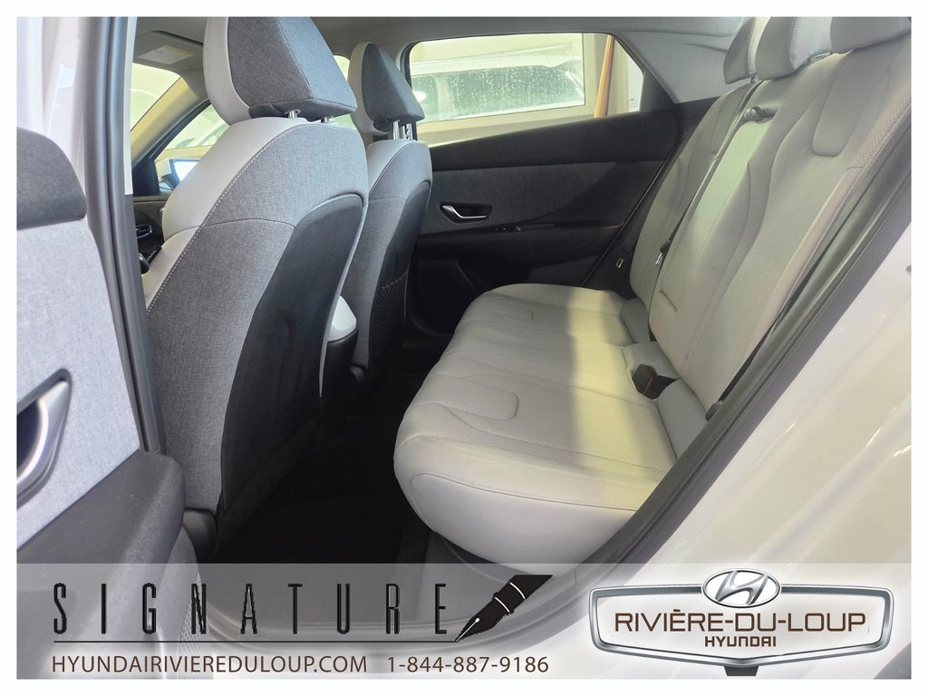 2023 Hyundai Elantra LUXURY,MAGS,TOIT,CUIR in Riviere-Du-Loup, Quebec - 11 - w1024h768px