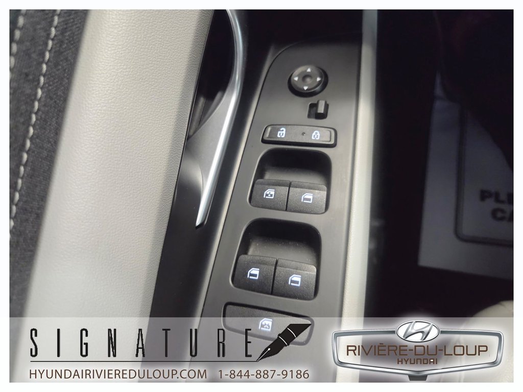 2023 Hyundai Elantra LUXURY,MAGS,TOIT,CUIR in Riviere-Du-Loup, Quebec - 25 - w1024h768px