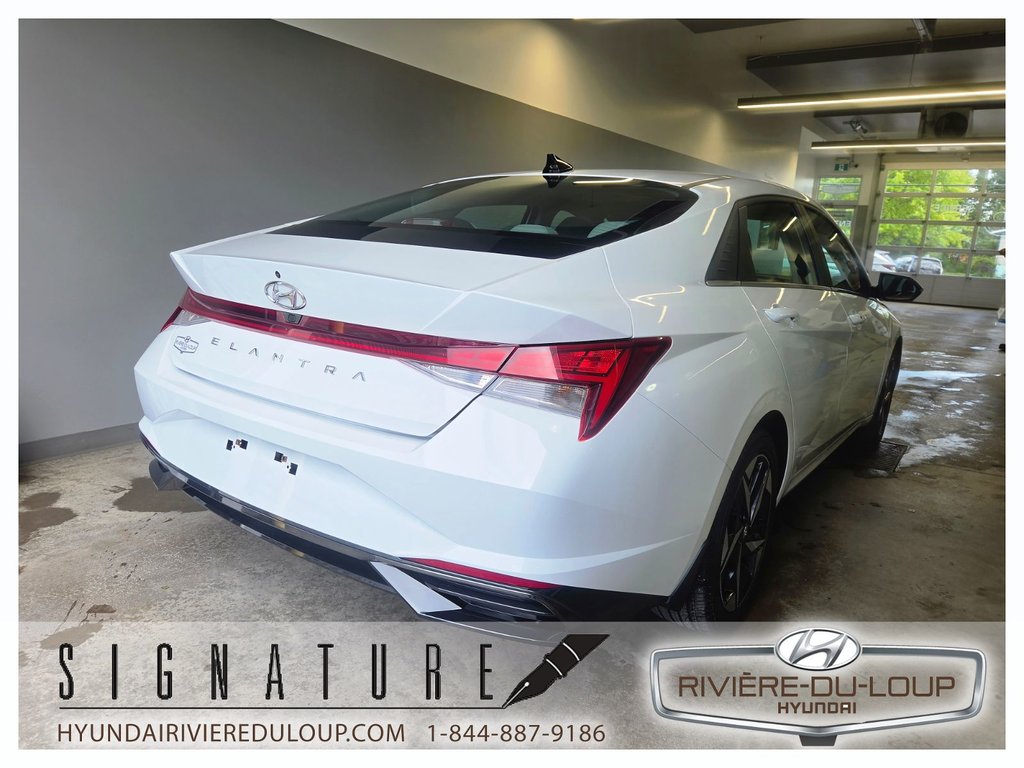 2023 Hyundai Elantra LUXURY,MAGS,TOIT,CUIR in Riviere-Du-Loup, Quebec - 6 - w1024h768px