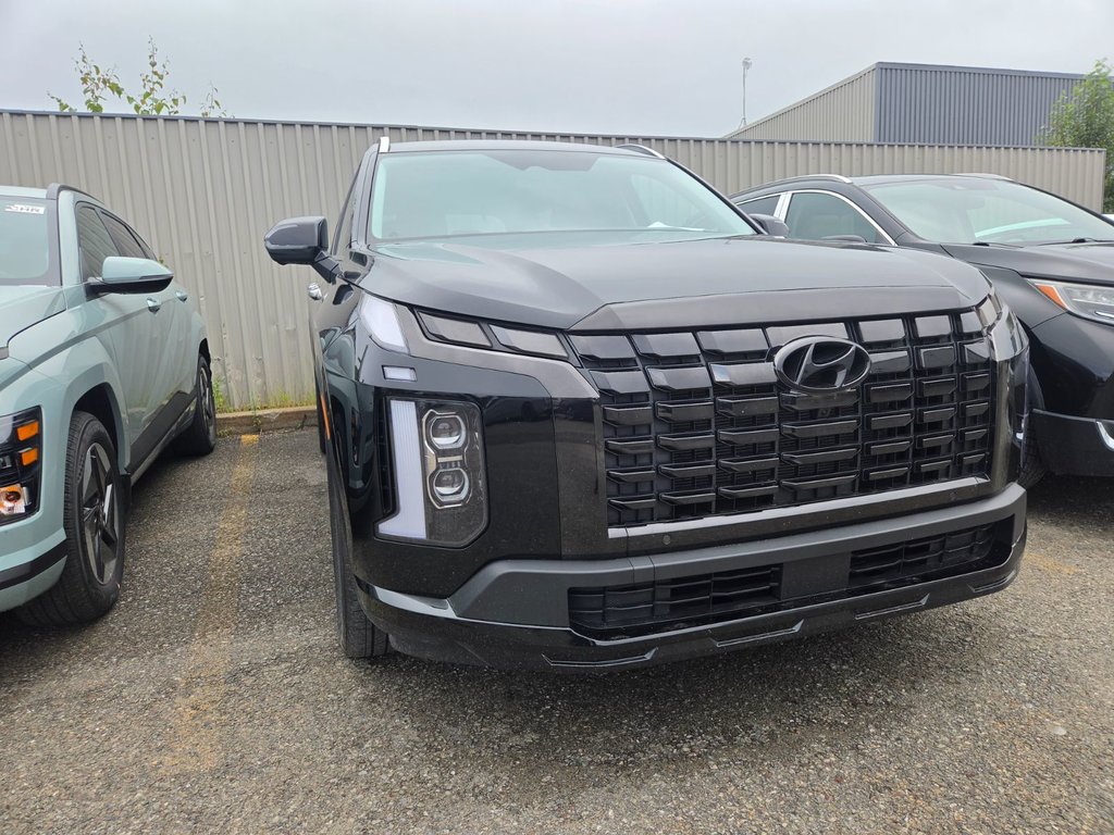 Hyundai Palisade Urban/AC/AWD 2023 à Riviere-Du-Loup, Québec - 2 - w1024h768px