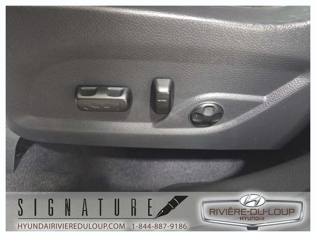 Hyundai Santa Fe Sport LIMITED,AWD,CUIR,TOIT,MAGS 2015 à Riviere-Du-Loup, Québec - 19 - w1024h768px