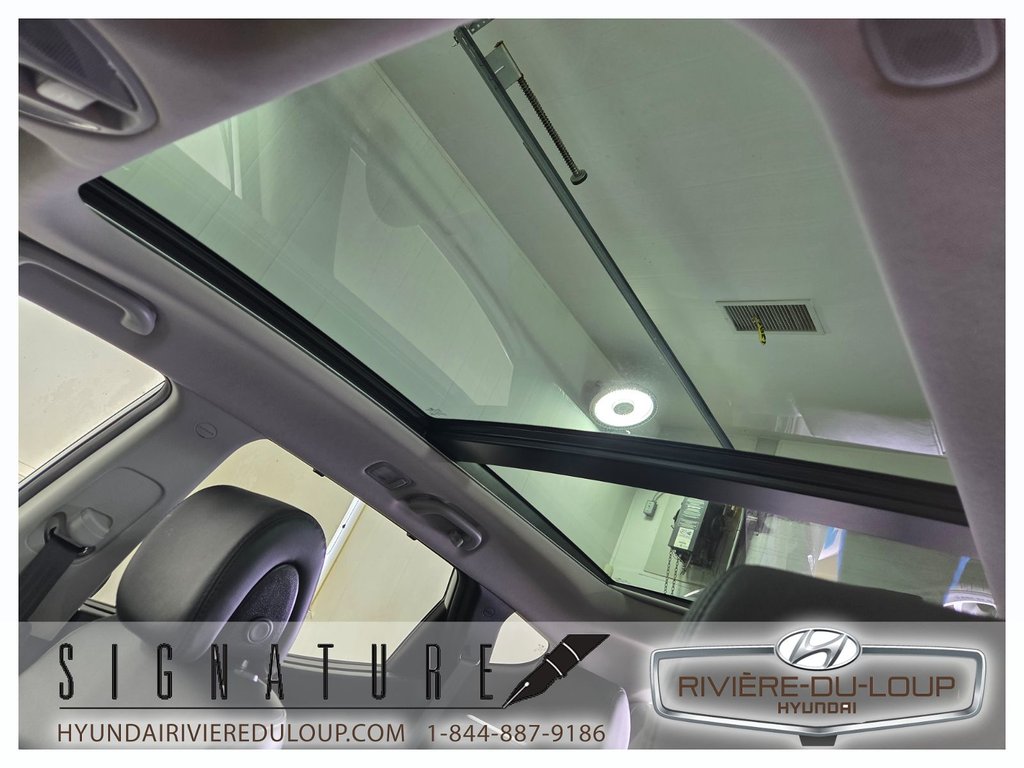 Hyundai Santa Fe Sport LIMITED,AWD,CUIR,TOIT,MAGS 2015 à Riviere-Du-Loup, Québec - 21 - w1024h768px