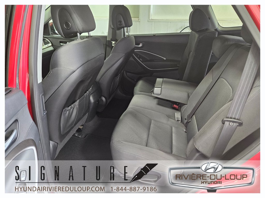 2017  Santa Fe XL PREMIUM,AWD,7 PLACES,V6 in Riviere-Du-Loup, Quebec - 13 - w1024h768px