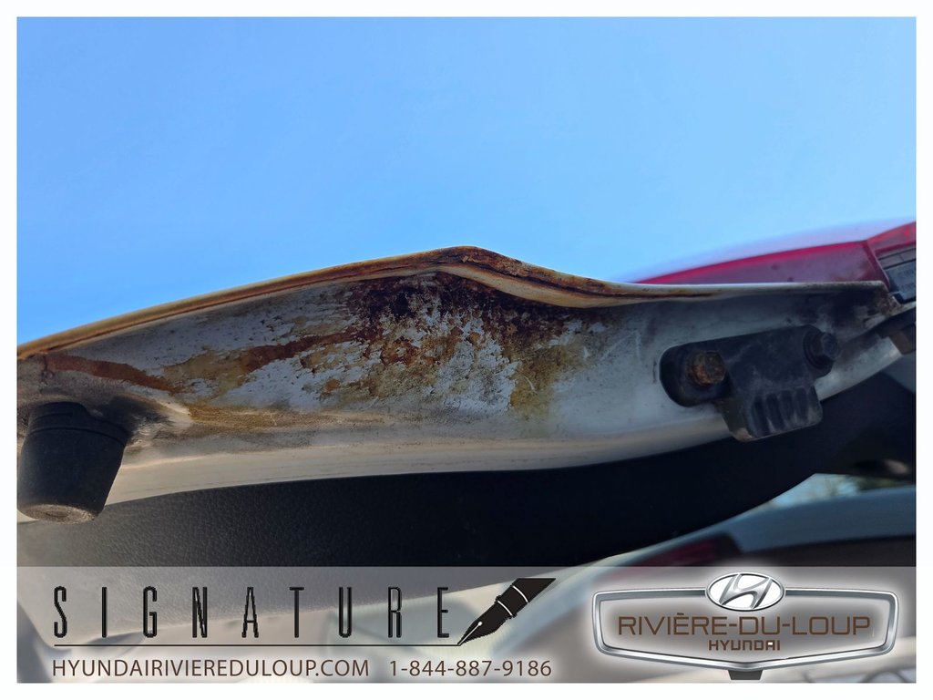2013 Hyundai Santa Fe Premium,AWD in Riviere-Du-Loup, Quebec - 12 - w1024h768px